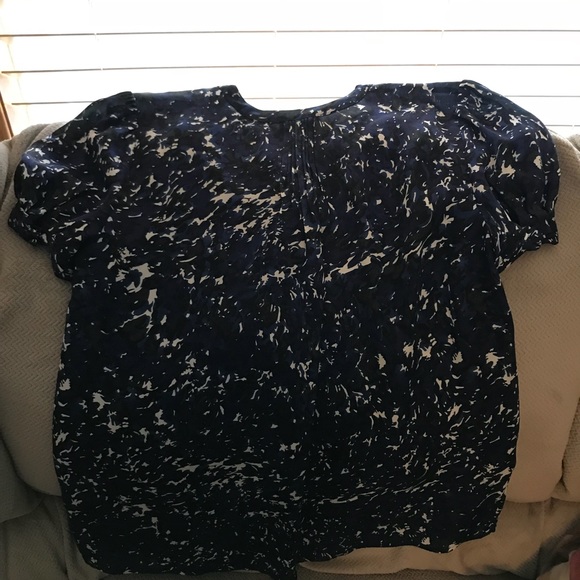 Joie Khrissa 100% SILK Top - Medium - Picture 3 of 4